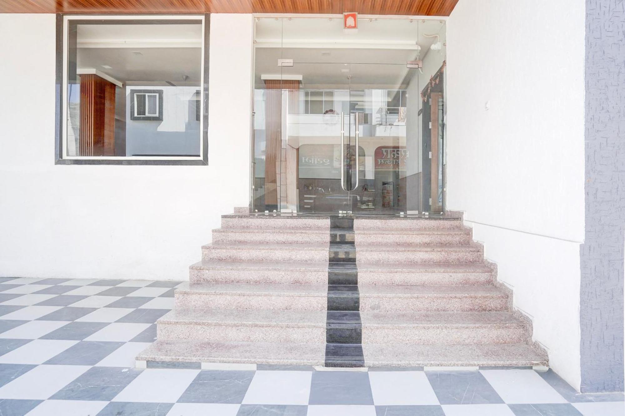 Hotel O Shree Gurukripa Khatu Экстерьер фото